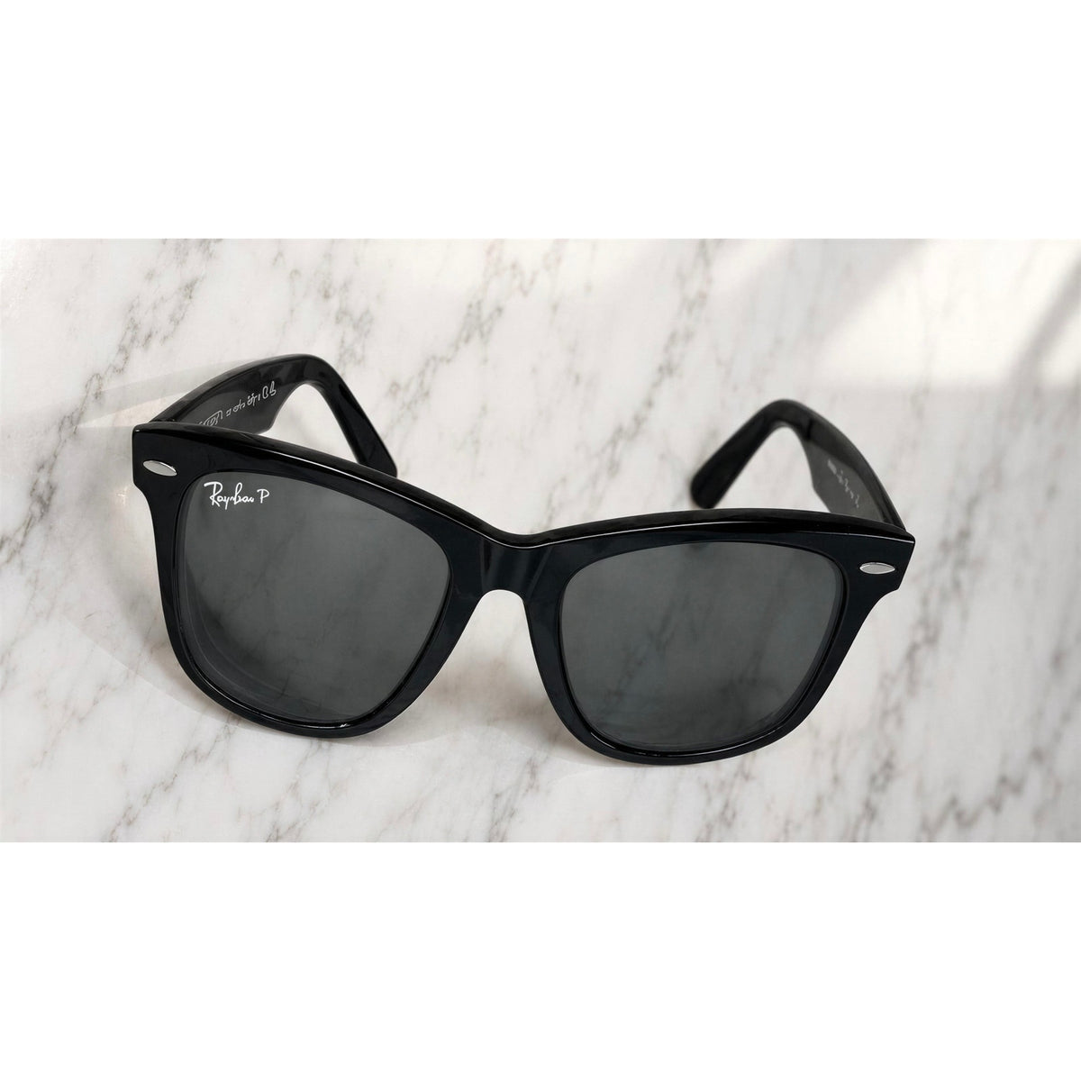 Ray-Ban Wayfarer Prescription Sunglasses Unisex Black Frame Gray Lenses