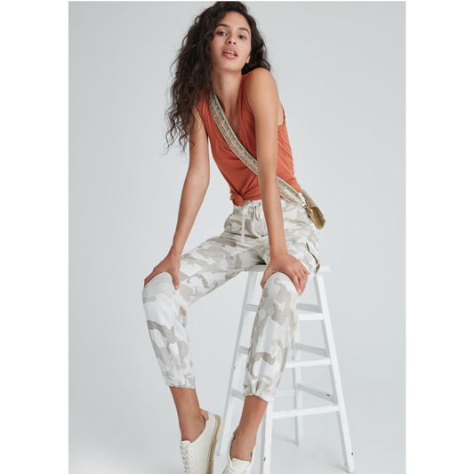 Anthropologie Sanctuary Women's Small High-Rise Camo Cargo Joggers