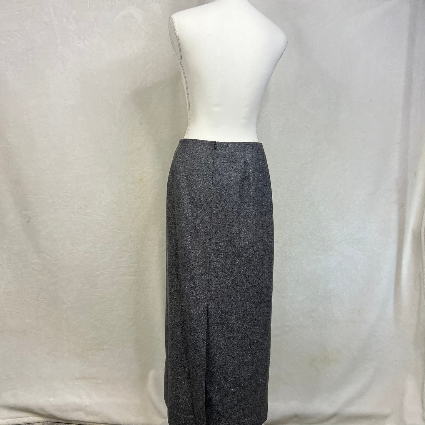 Pendleton Women's Size 6 Gray Tweed Straight Pencil Wool Midi Skirt