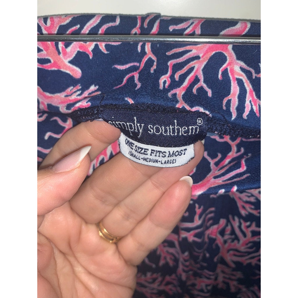 Simply Southern Women's Cropped Leggings Coral Reef Print Casual