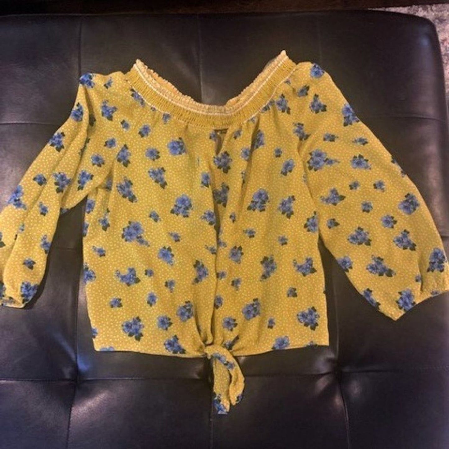 Yellow floral off the shoulder blouse L EUC