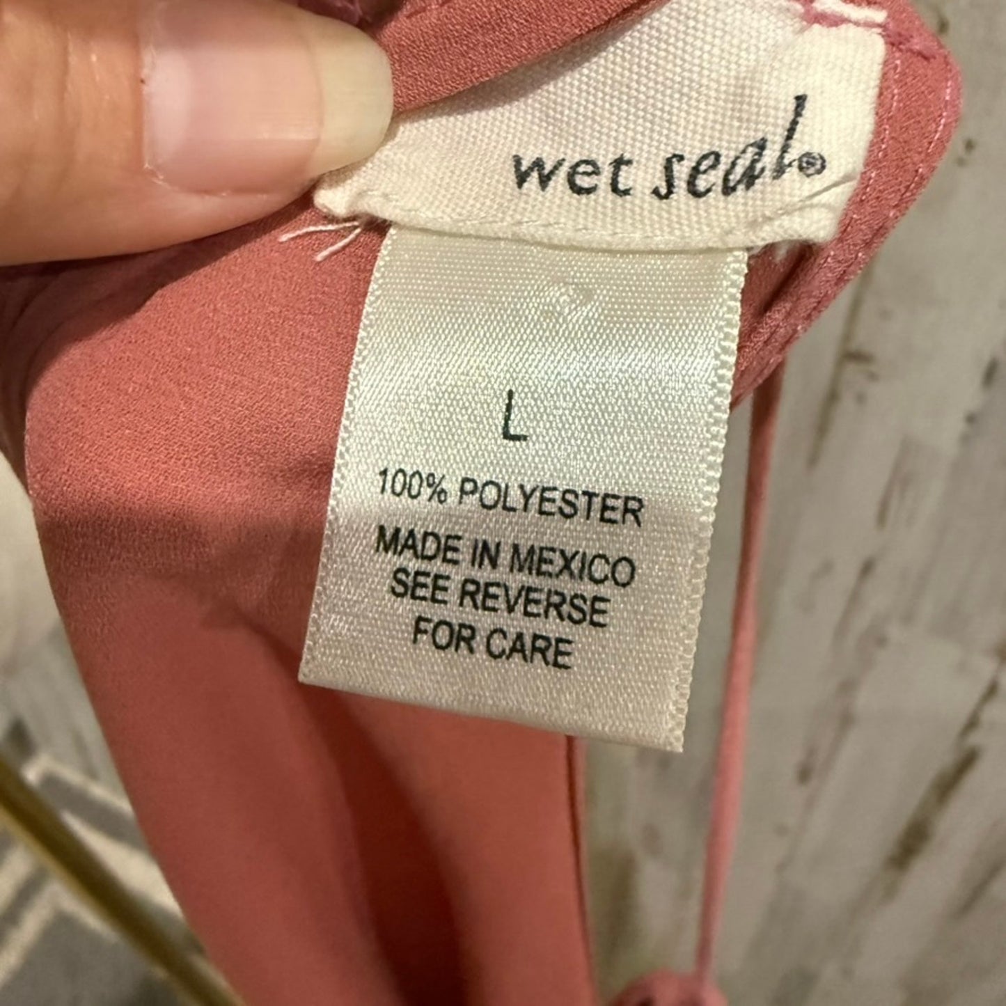Wet Seal Cami Tank Top Womens Size L Pink V-Neck Racerback Spaghetti