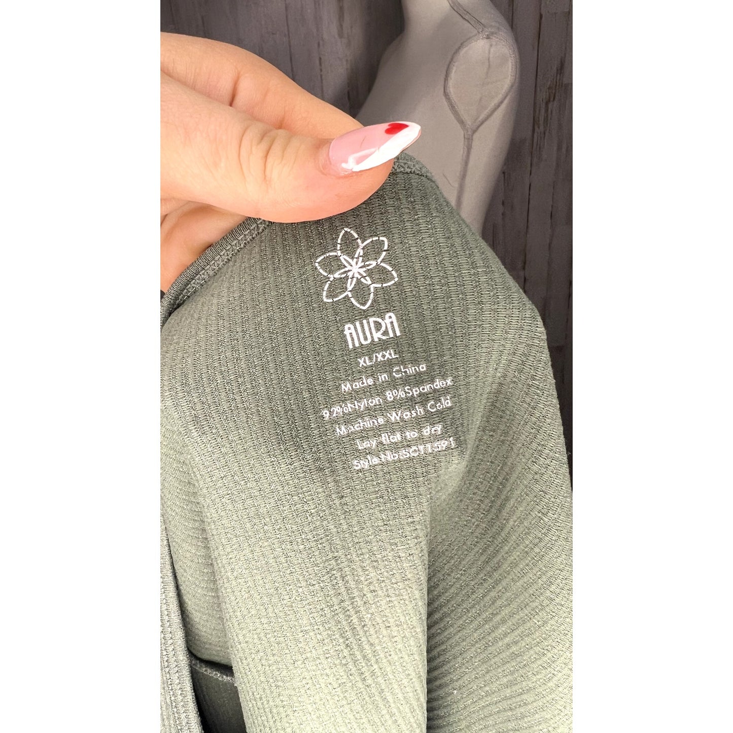 Aura Women's Green Square Neck Long Sleeve Blouse Size XL/XXL Casual