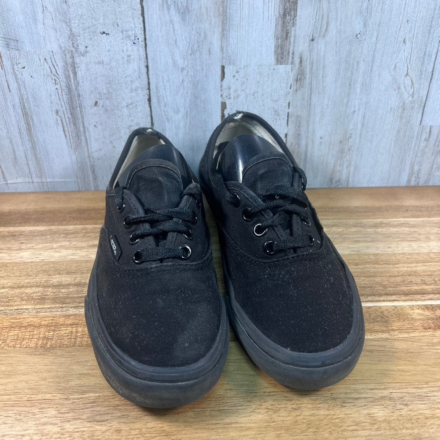 Vans All Black Kids Size 1.5 Low Top Lace Up Sneakers