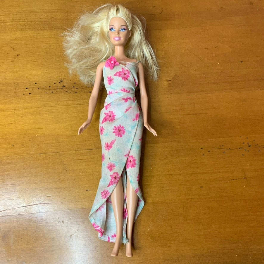 Barbie Fashion Doll Lot of 3 W/Outfits 2 Blonde & Brunette