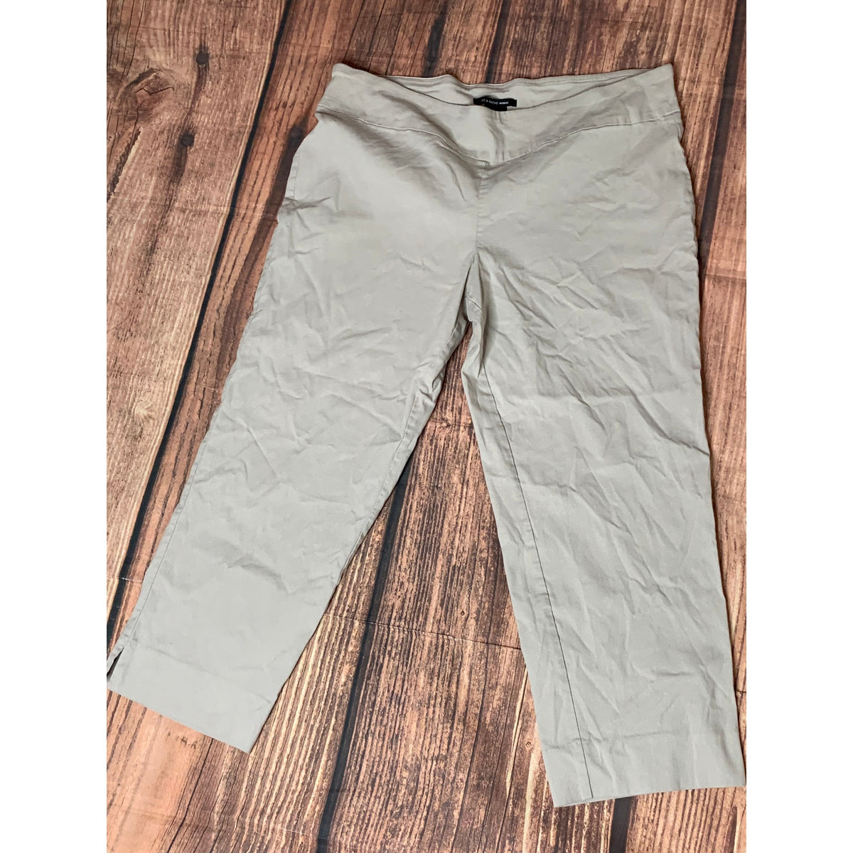Zac & Rachel Womens Pants 18W Beige Stretch Capri Cropped Casual