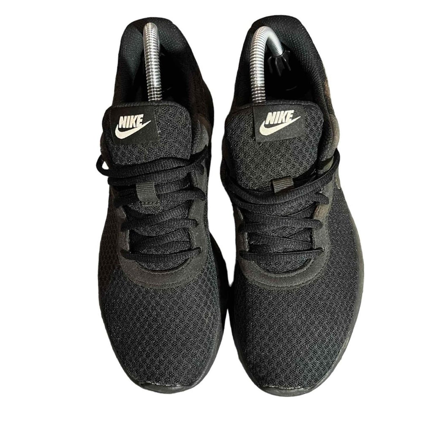 Nike Tanjun Women's 8.5 Black Athletic Sneakers