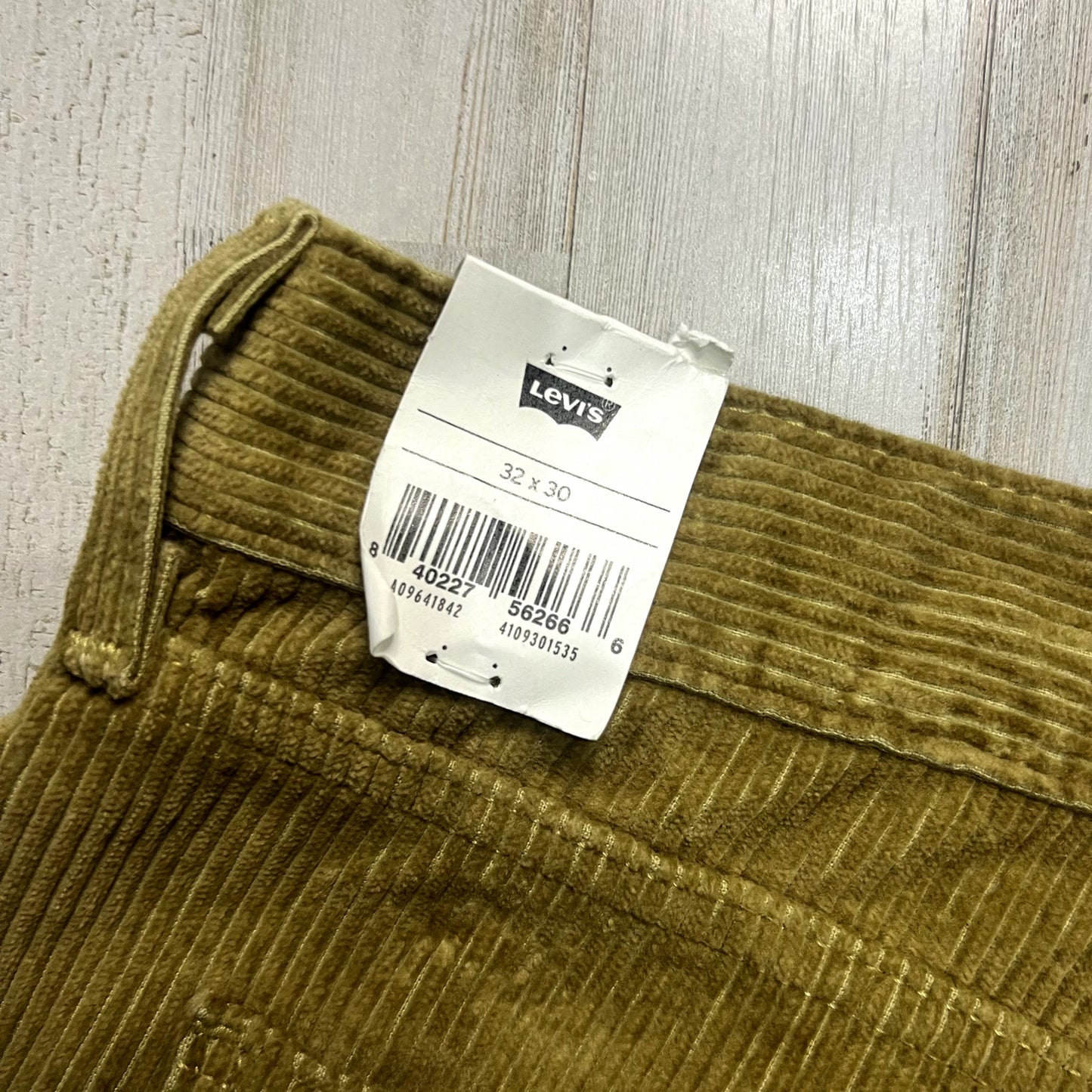 NWT Levi's Men's Corduroy Pants 32x30 Tan Mid Rise Straight Leg