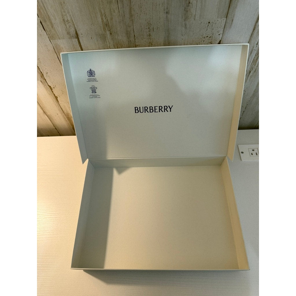 Burberry Prorsum Gift Box w/ Lid White Large 14in + Red Plaid Tissue Paper