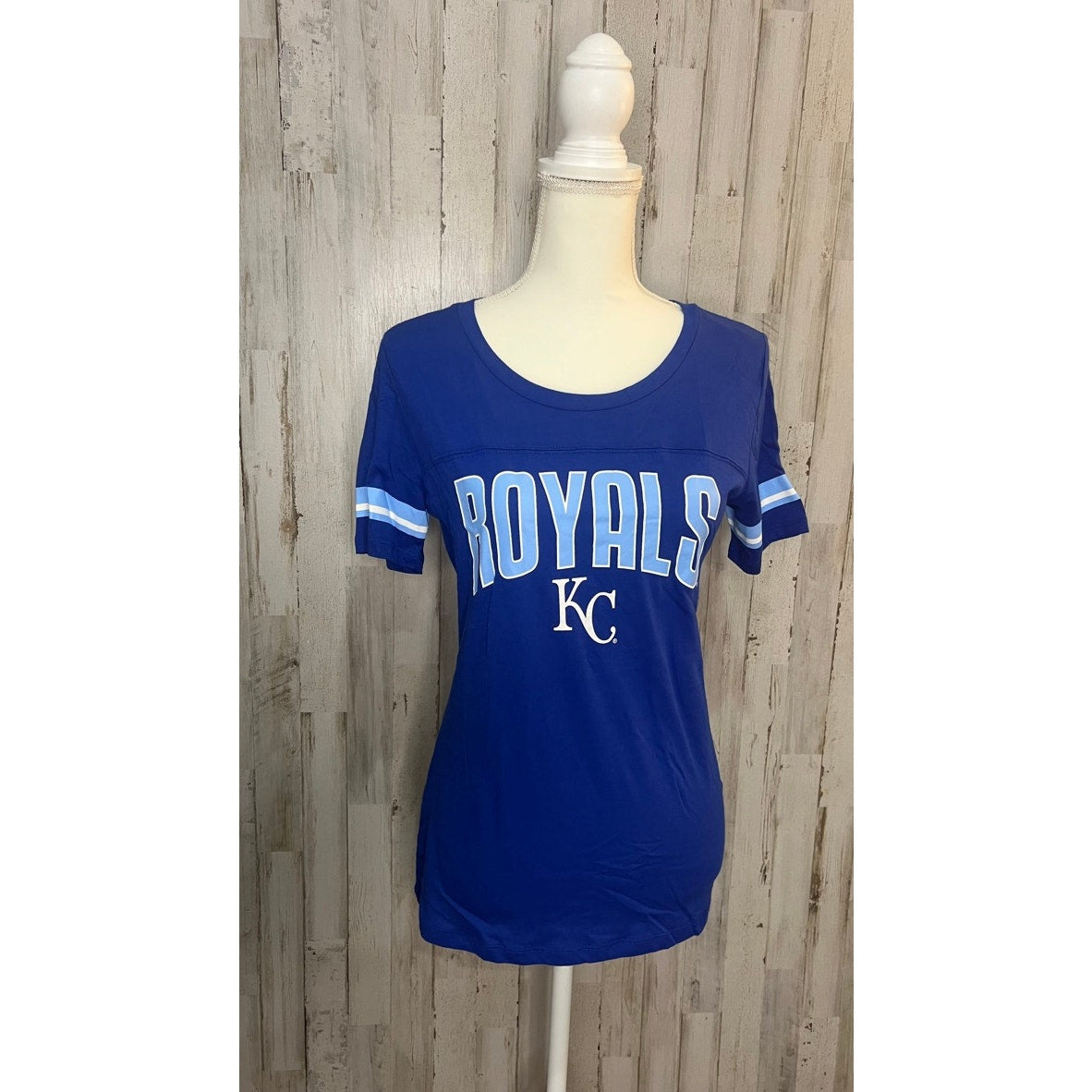 NWT Women's Kansas City Royals Blue Striped T-Shirt Size Medium Team Logo