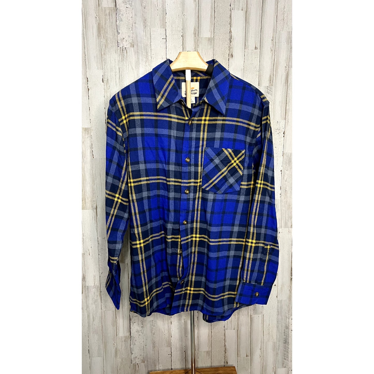 Field & Stream Men's Medium Plaid Flannel Shirt Long Sleeve Button-Up