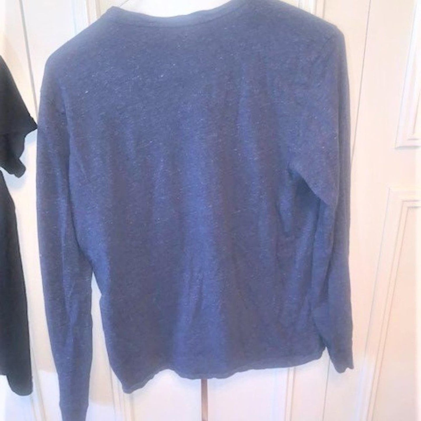 Set 2 grey/black t-shirts shown M