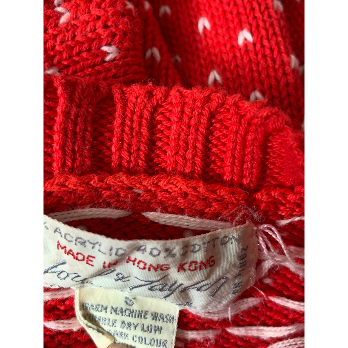 Lord & Taylor Sweater Womens Small Red Knit Pullover Crew Neck Heart Pattern