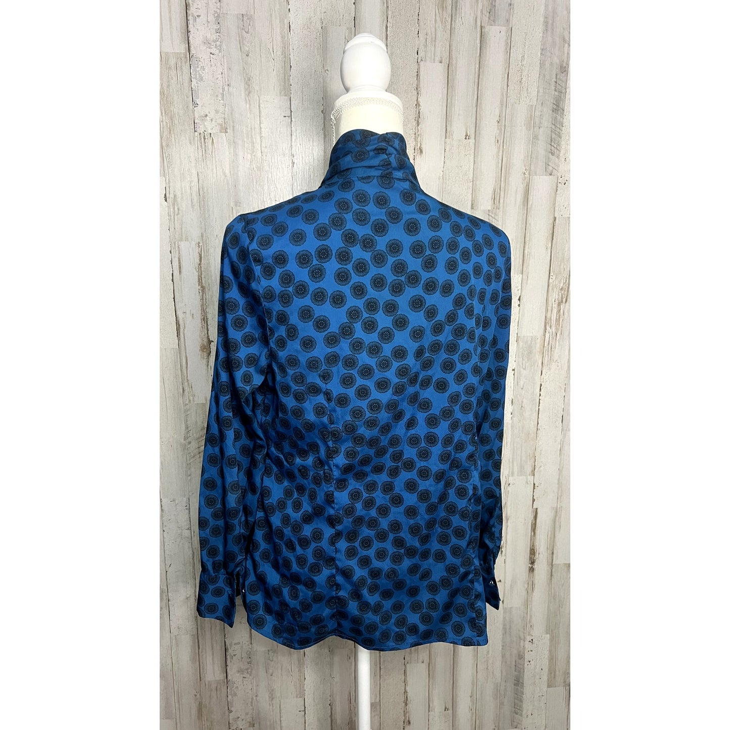 Banana Republic Petite Women's Bow Tie Neck Blouse Blue Size Large