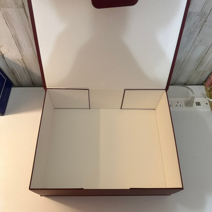 Gucci Large Burgundy Red Gift Box w/ Lid White Logo Packaging DAMAGED