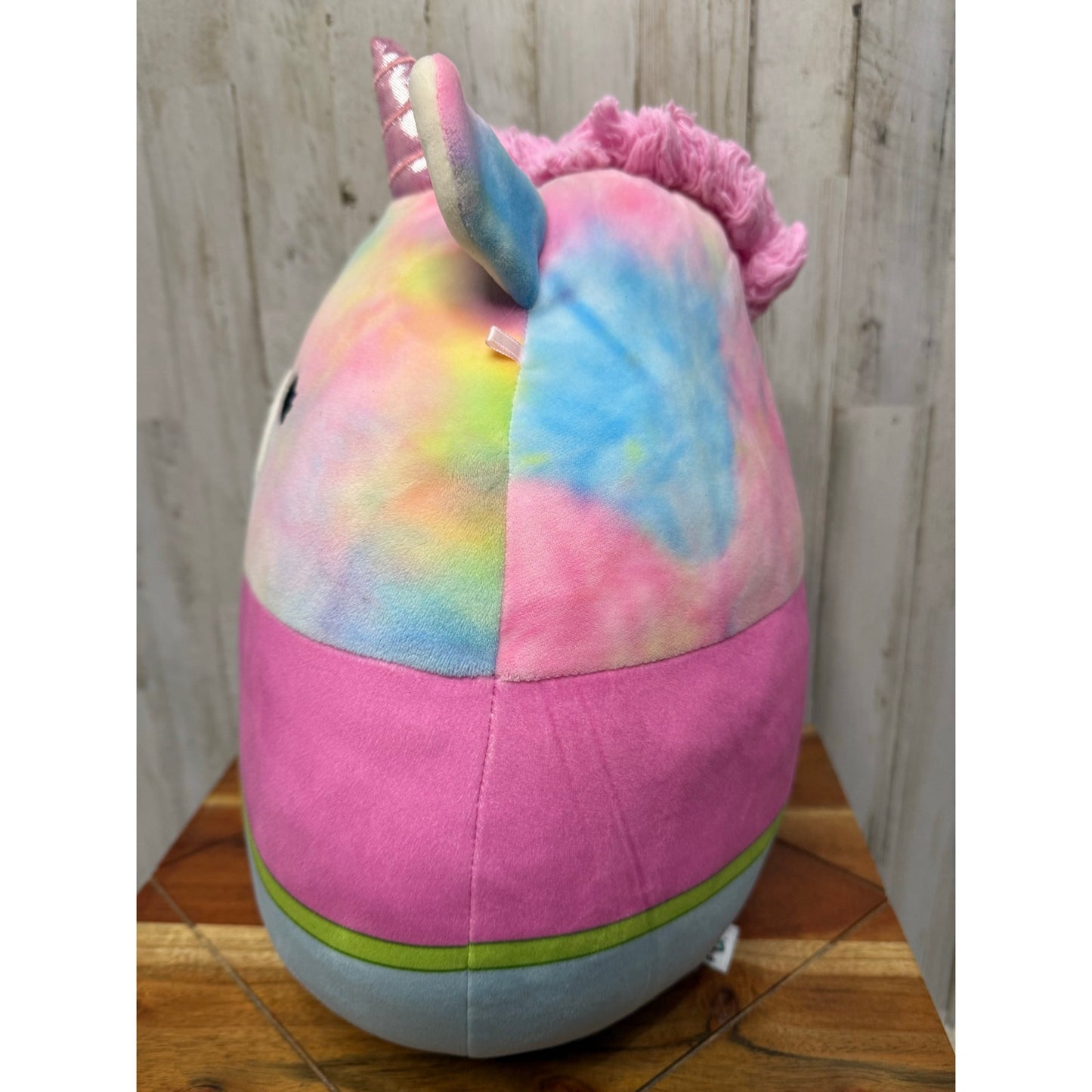 Squishmallow Esmeralda Unicorn Grocery Clerk 16” Plush 2020 Retired