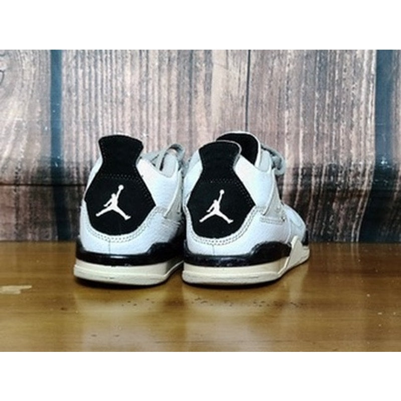 Jordan Air Jordan 4 Retro Military Black GS Sneakers White Black Grey