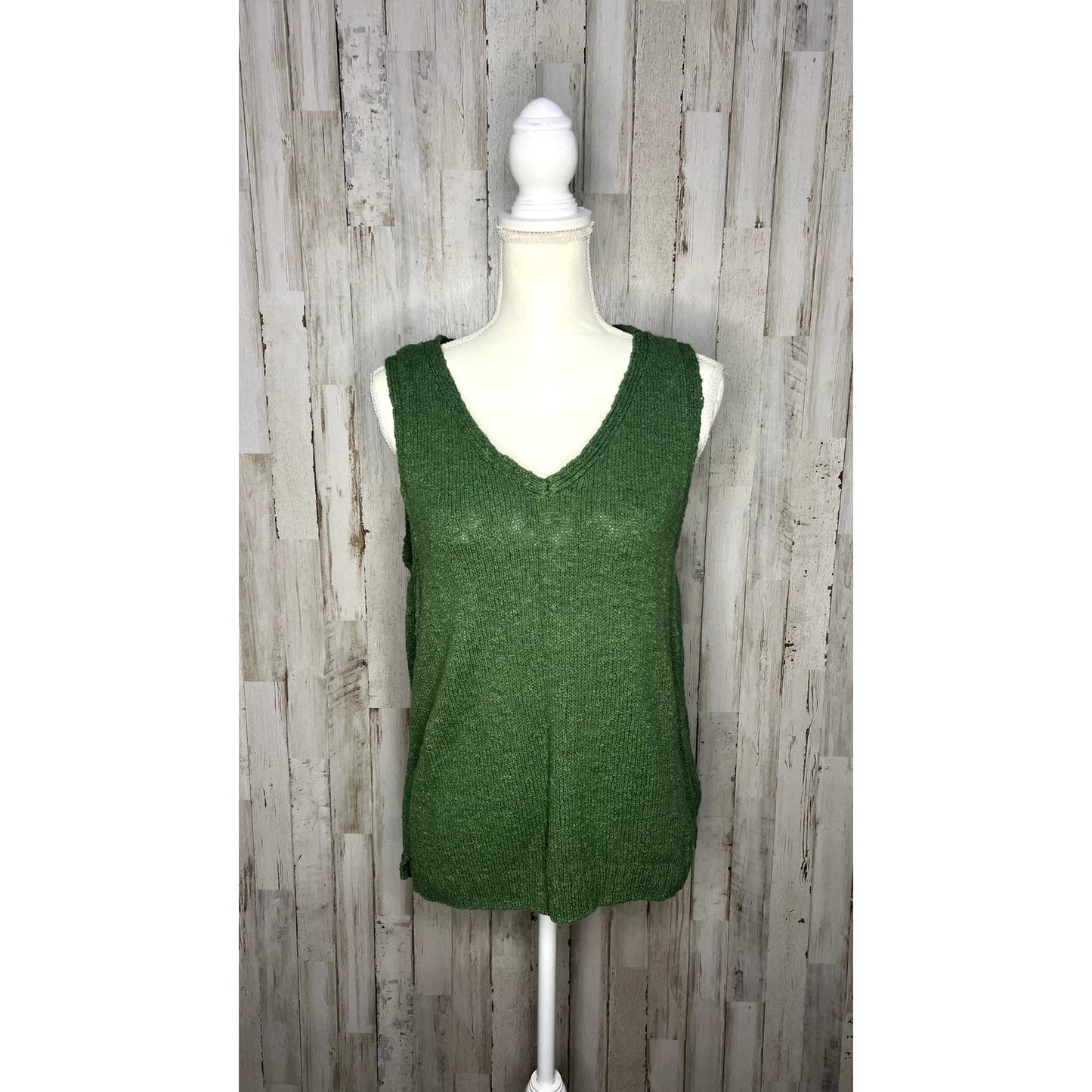 J.Crew Women's XL Green V-Neck Sleeveless Knit Tank Top Casual