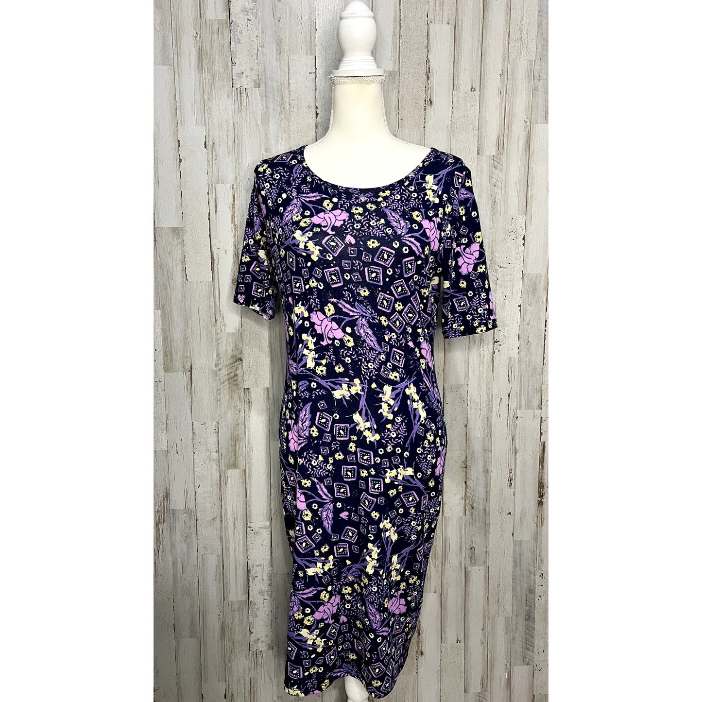 LulaRoe Julia Dress Women's Medium Purple Floral Pencil Knee Length Casual