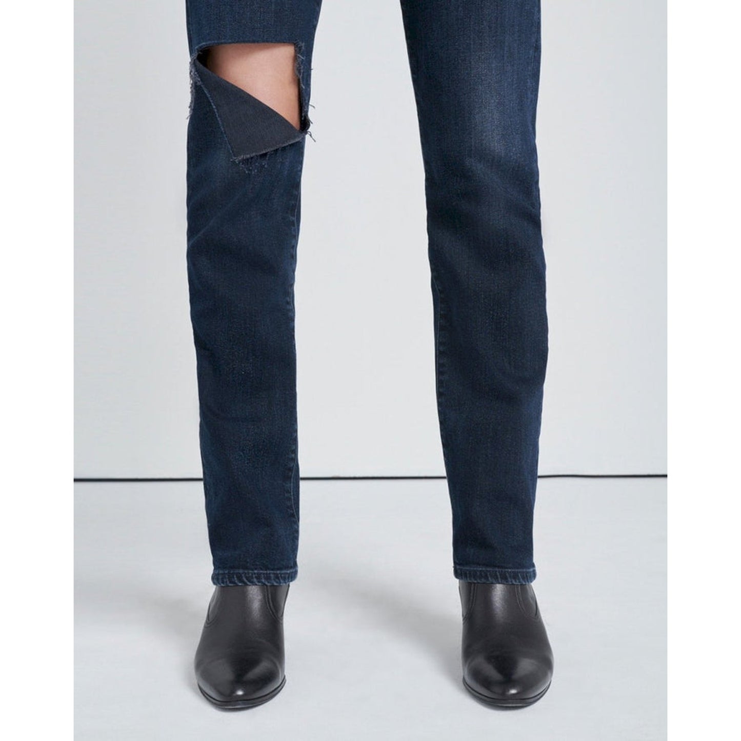 NWT 7 For All Mankind Women's Size 29 Easy Slim in Sunbeam Jeans