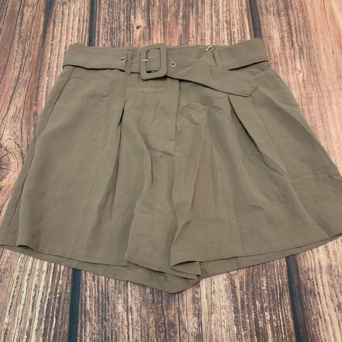 NWT Blue Rain Taupe High Waist Shorts Size Medium Brown Tie Belt