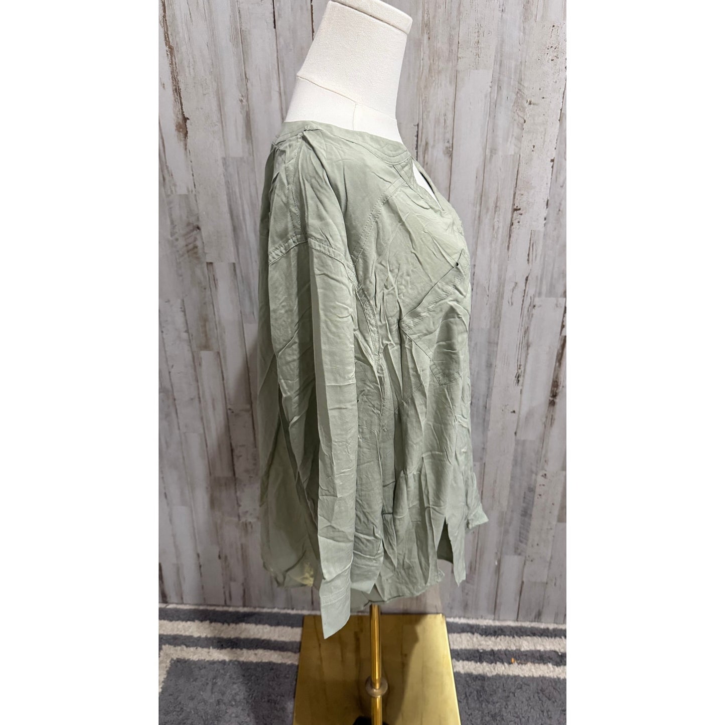 NWT Philosophy Woman Blouse Womens 2X Sage Green Tunic V-Neck Roll Tab Sleeves