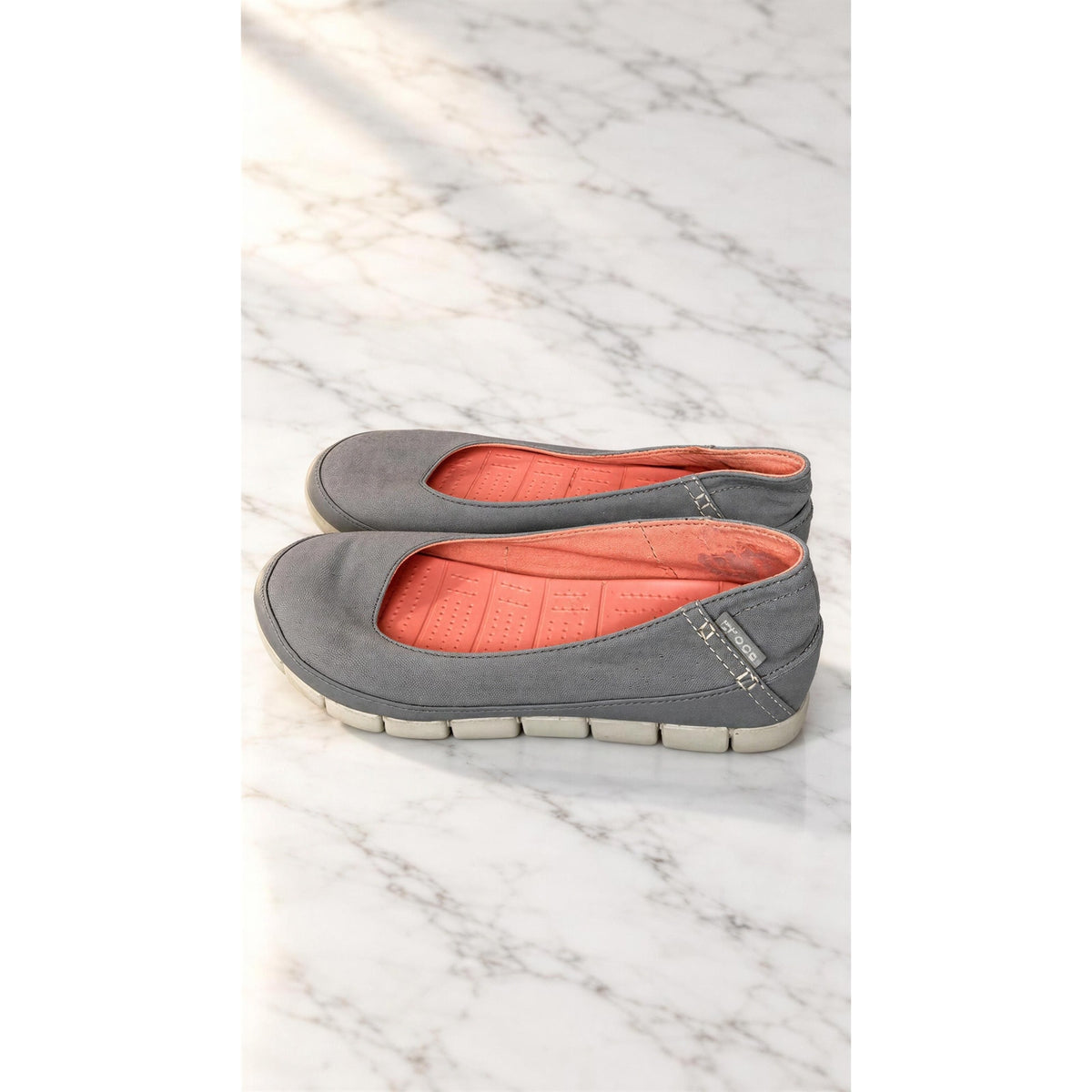 Crocs Stretch Sole Flat Womens Slip-On Ballet Flats Gray Size 10 Comfort