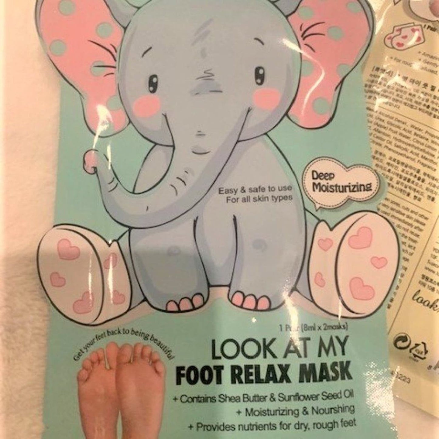 NEW Set 5 moisturizing foot masks for pretty feet!