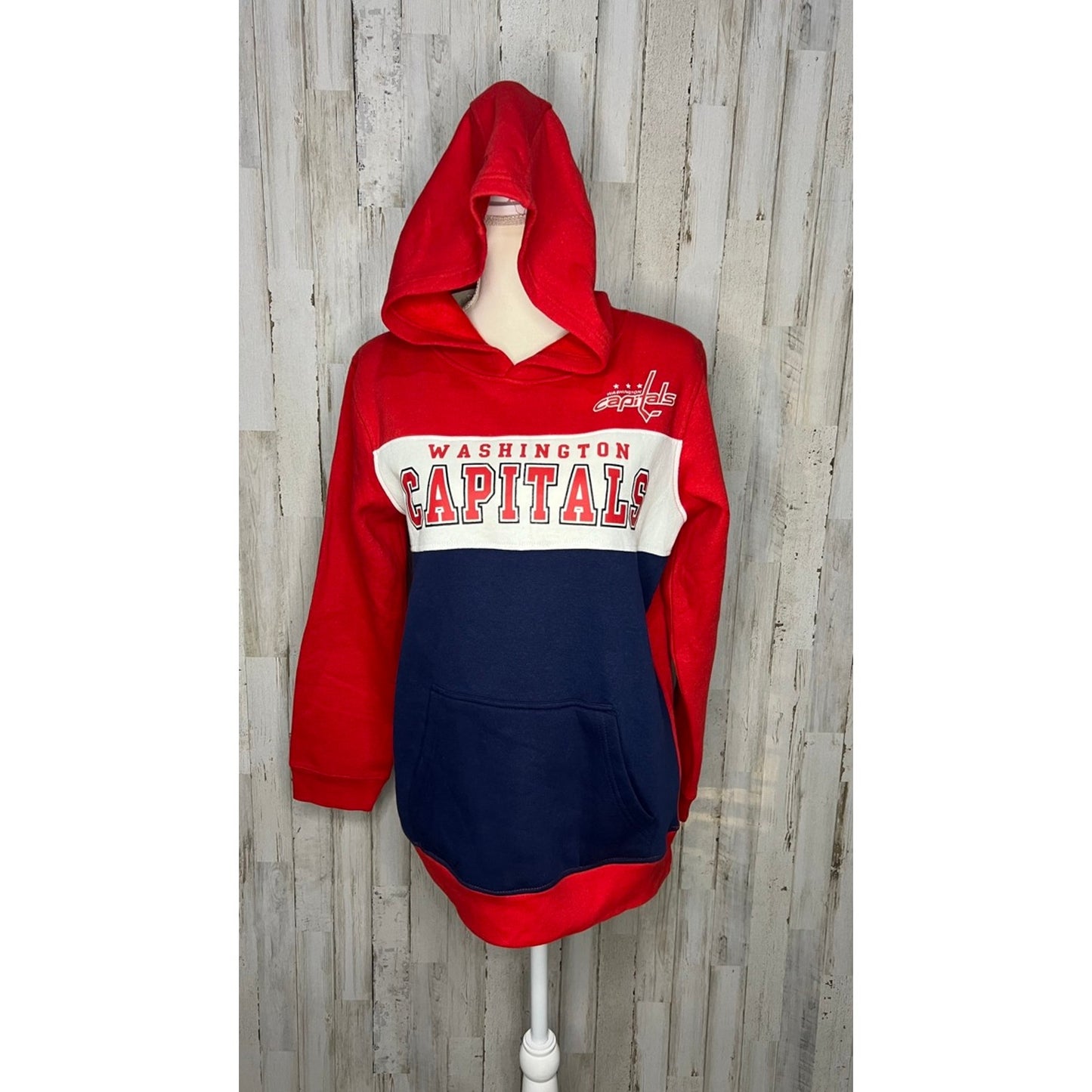 NWT NHL Washington Capitals Red/Navy Pullover Hoodie Sweatshirt Kids Large