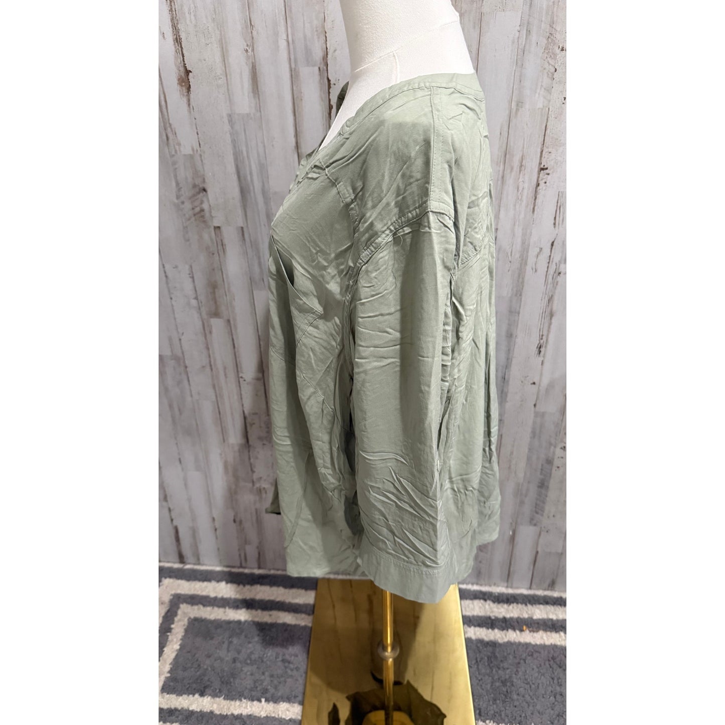 NWT Philosophy Woman Blouse Womens 2X Sage Green Tunic V-Neck Roll Tab Sleeves