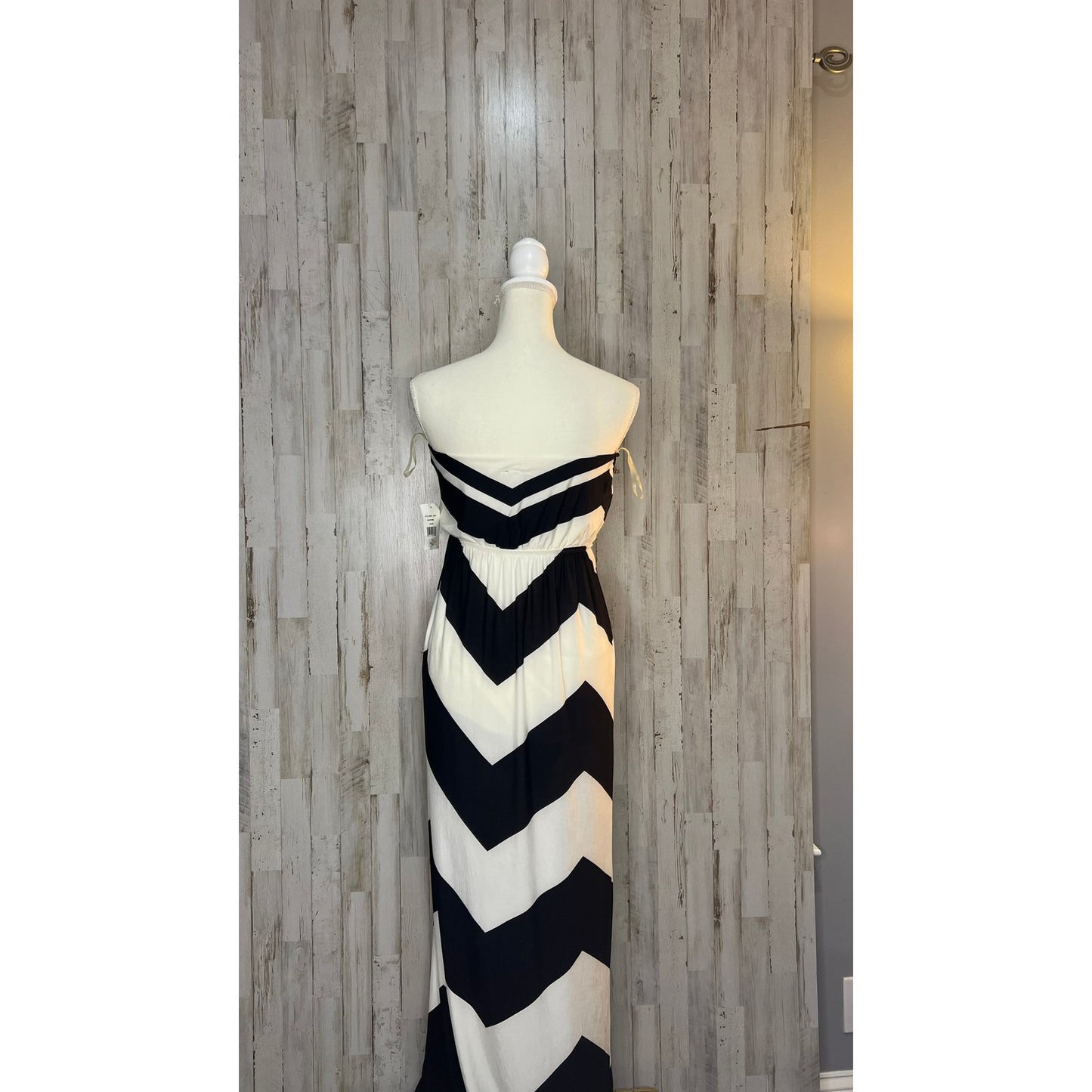 NWT MM MM MM Women's Medium Black & White Strapless Chevron Maxi Dress