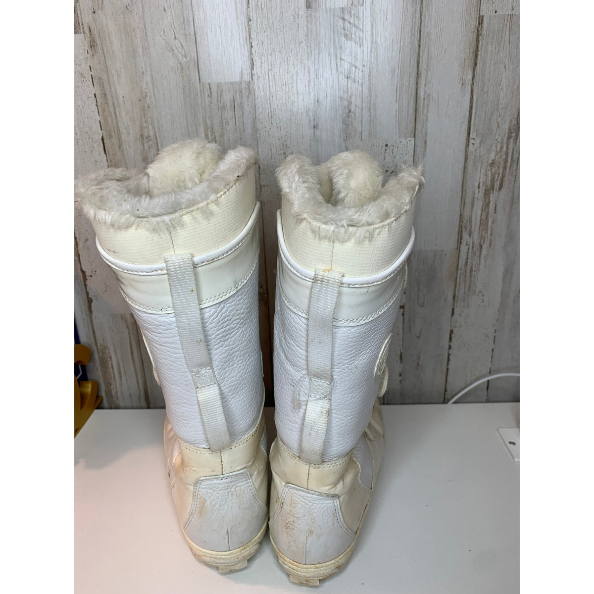 Timberland Mukluk Tall Snow Boots Men's Size 7 Ivory Faux Fur Lined