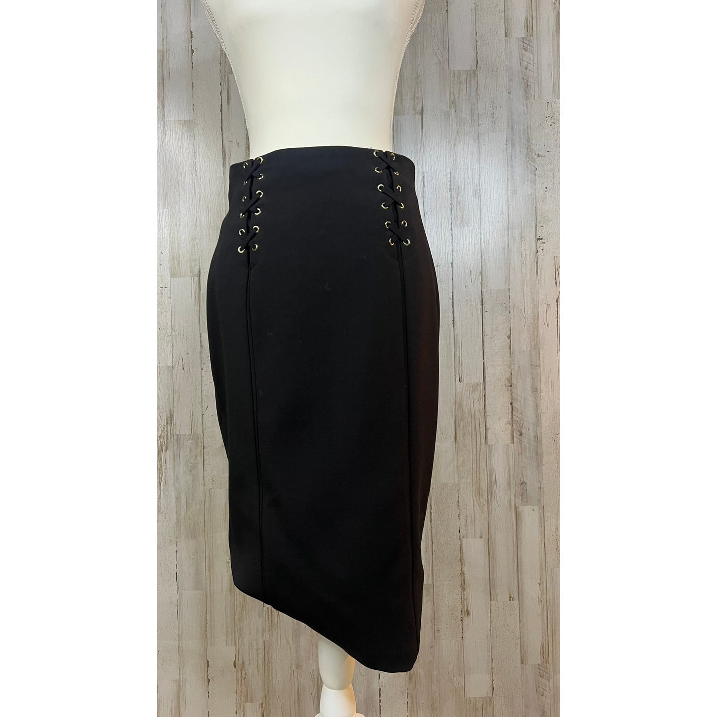 NWT White House Black Market Women's Size 8 Black Lace-Up Pencil Skirt