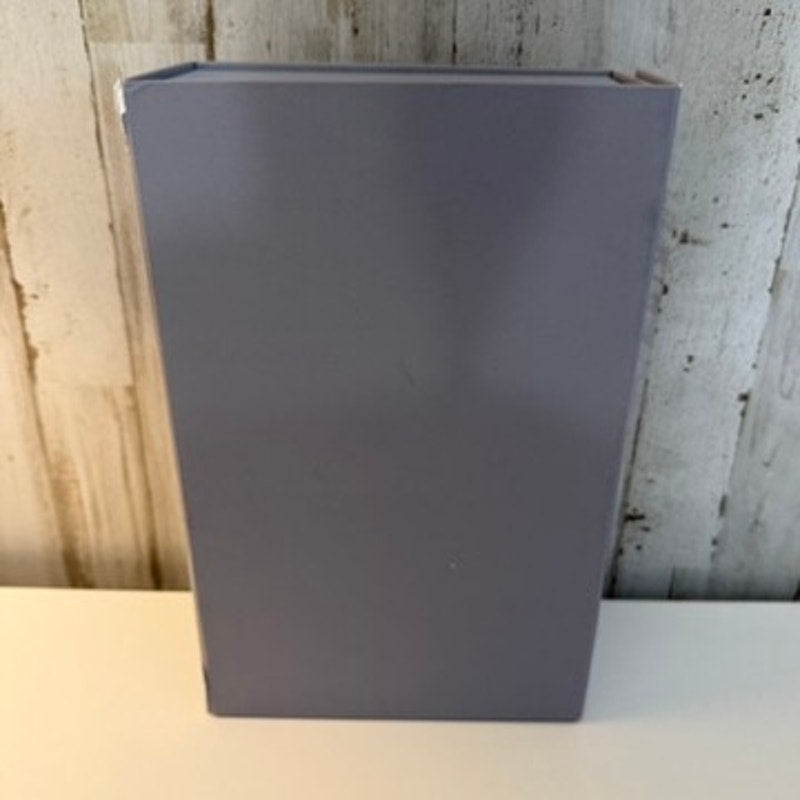 Bergdorf Goodman Gift Box Gray Hinged Magnetic Lid Tissue Paper 12 in