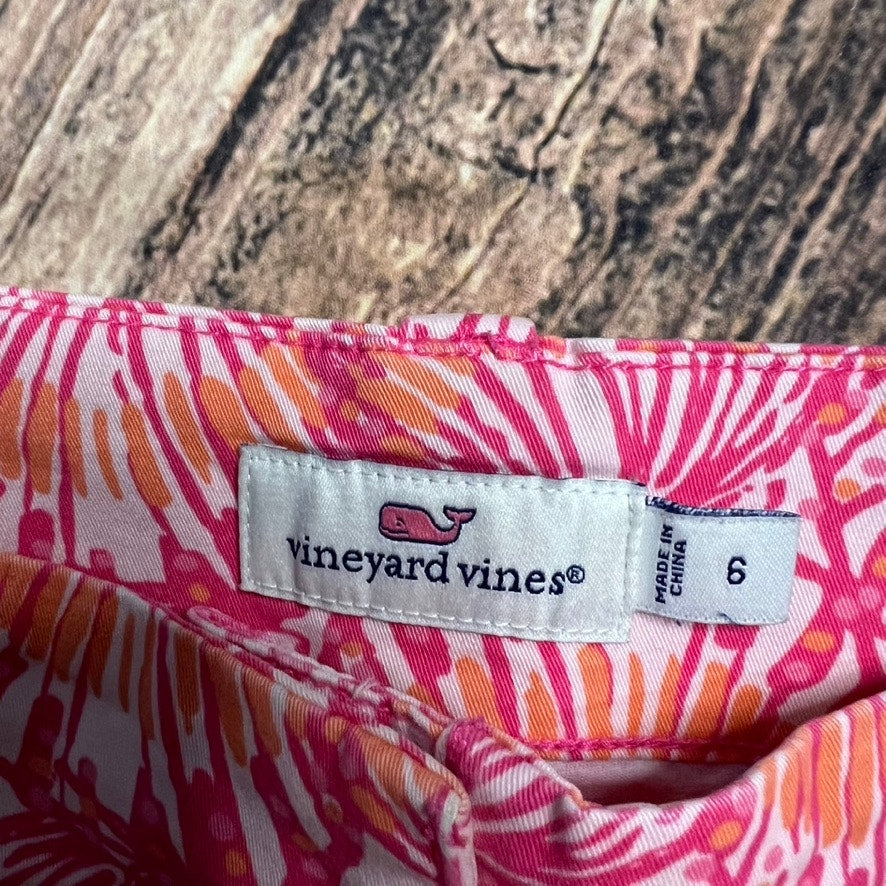 Vineyard Vines Women's Sea Shell Print Chino Shorts Pink Size 6