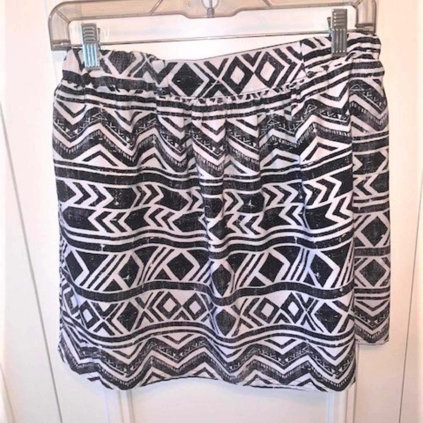 BCX Flounced Aztec print summer skirt M