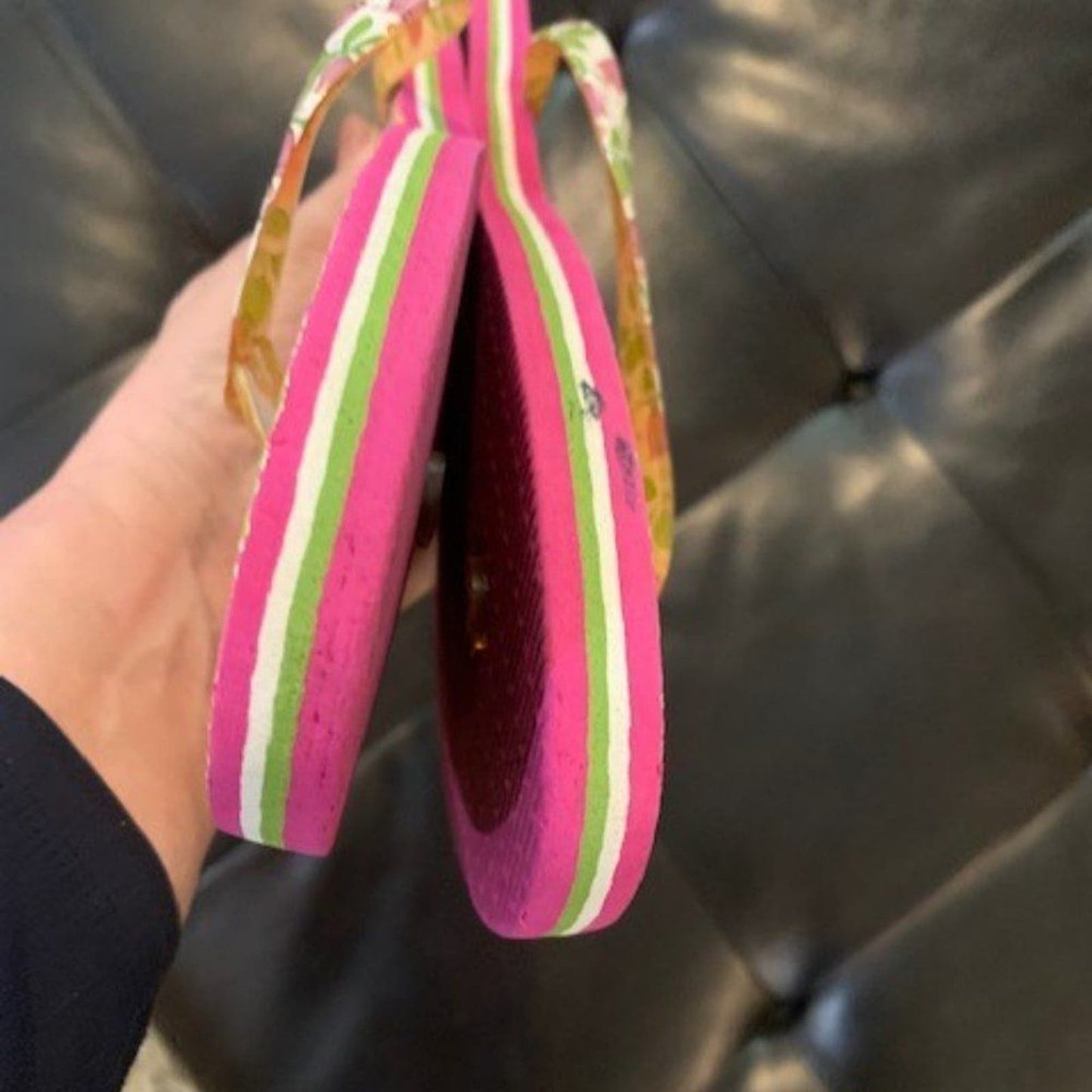 Vera Bradley Lilli Bell pink floral flip flops L