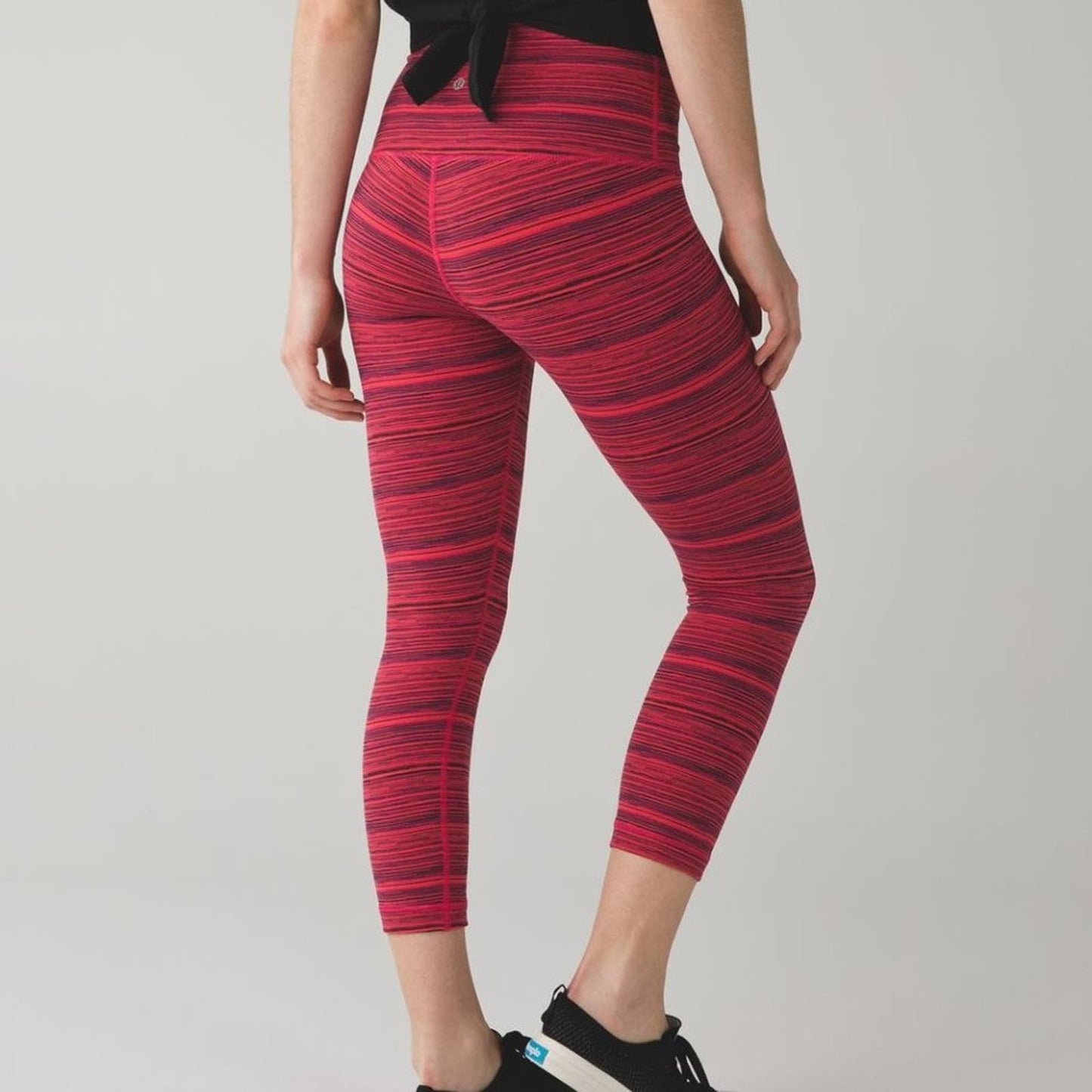 Lululemon Wunder Under Hi-Rise Crop Red Cyber Stripe Leggings Women’s Size 6