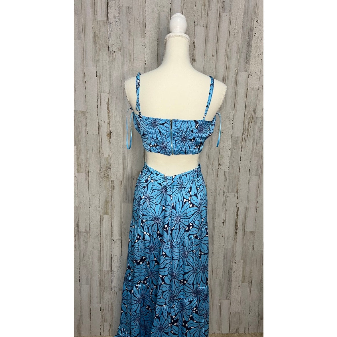 NWT Fashion Nova Women's Small Blue Floral Satin Cami Top & Maxi Skirt Set