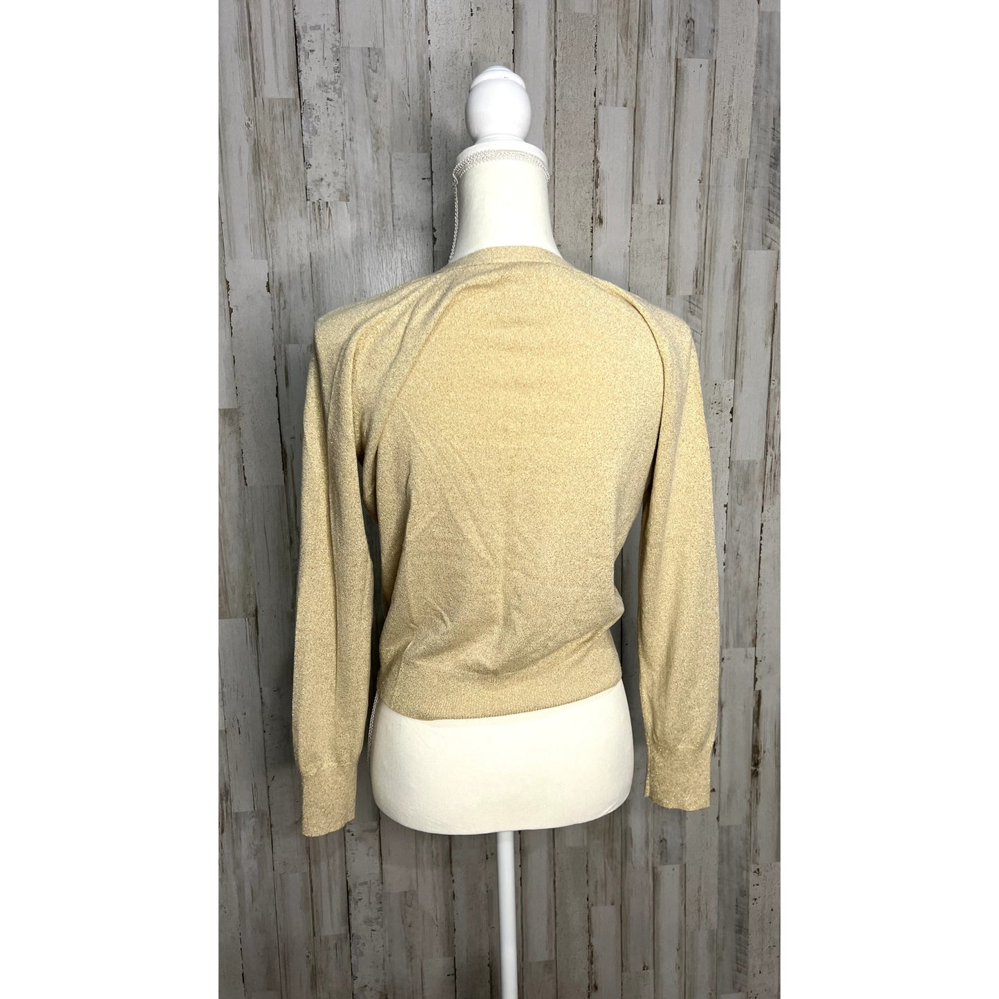 Talbots Petite Women's Size Small Long Sleeve Gold V-Neck Pullover Sweater