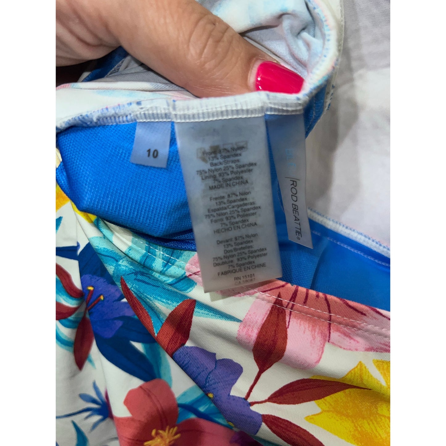 Bleu Rod Beattie Women's Twist Front Floral Tankini Swim Top Size 10