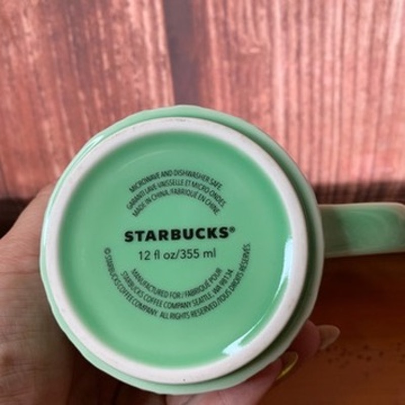Starbucks Coffee Mug Jade Green Embossed Daisy Floral 12 oz