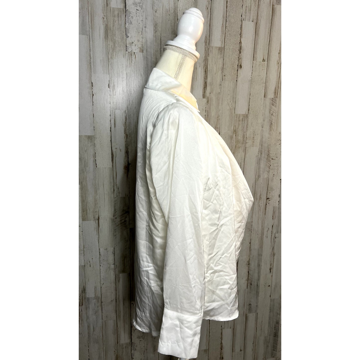 NWT Olia Women's Size Small White Satin Collared Drape Blouse