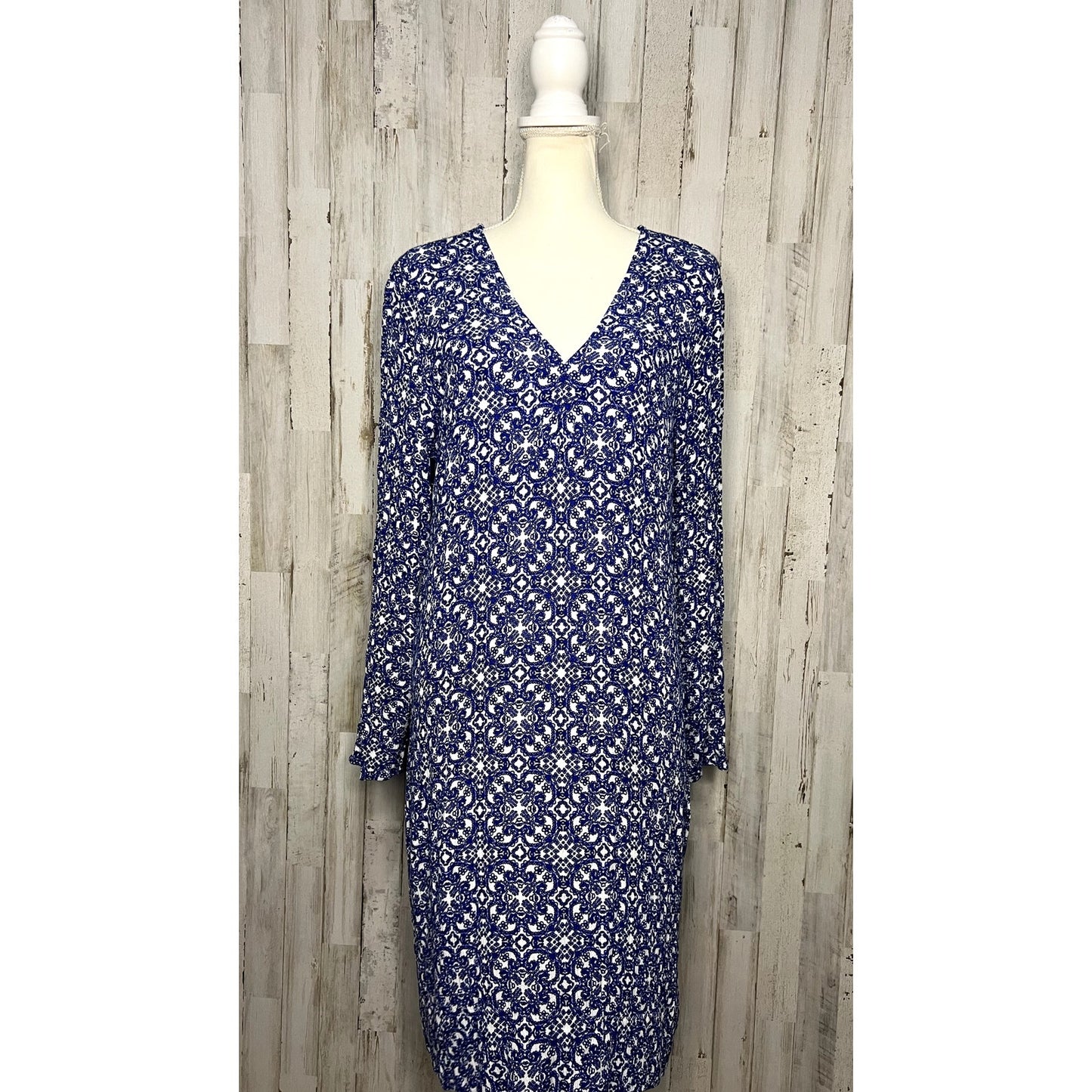 Lulus Women's XL Blue Mandala Print Long Sleeve V-Neck Maxi Dress