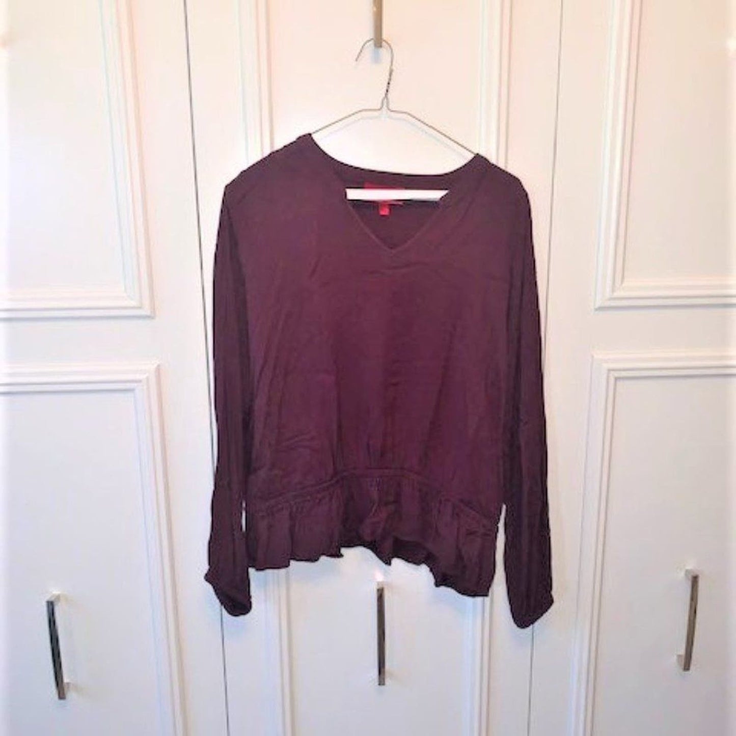 Jennifer Lopez maroon long sleeve blouse M