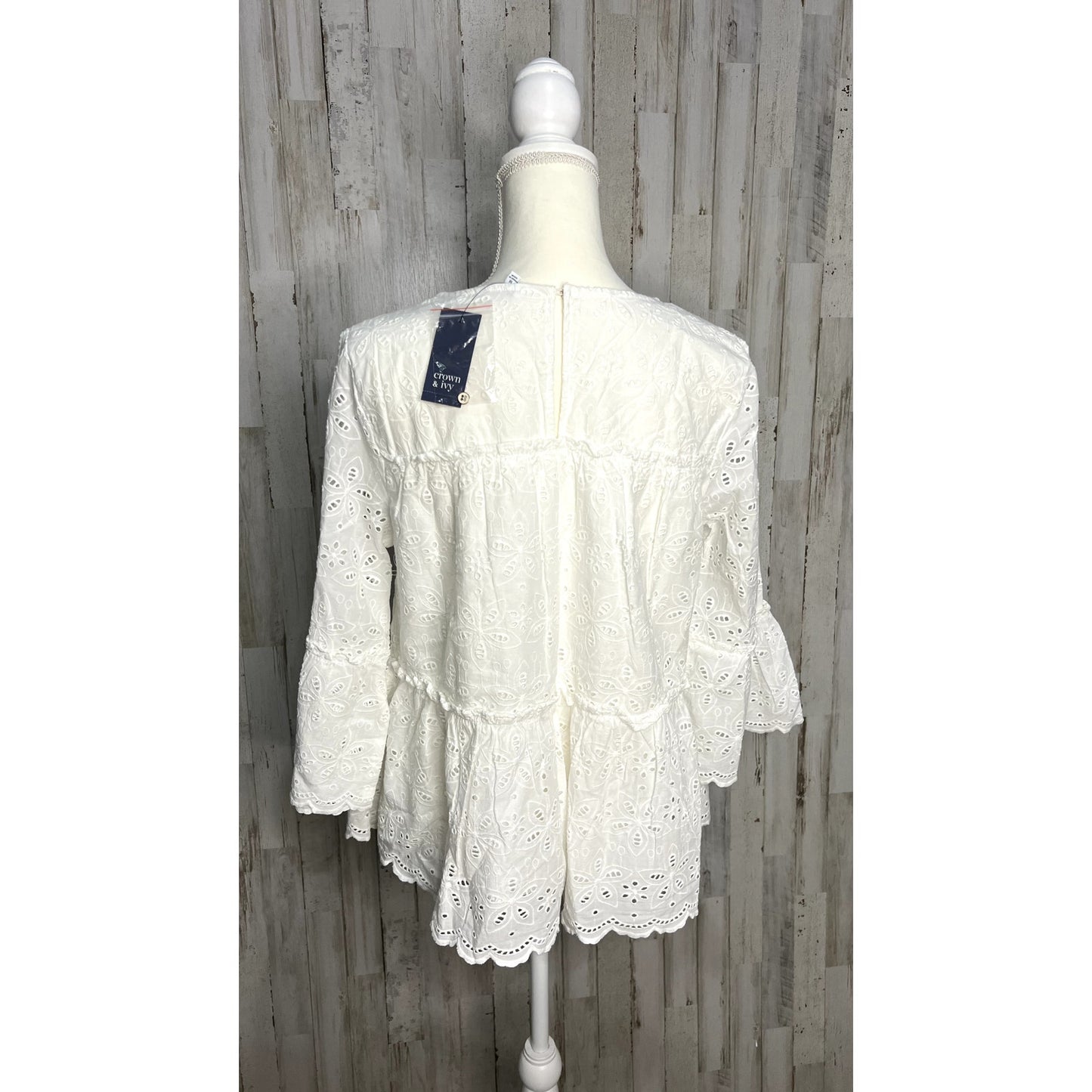 NWT Crown & Ivy Women's Medium White Eyelet Peplum Blouse 3/4 Flare Sleeve