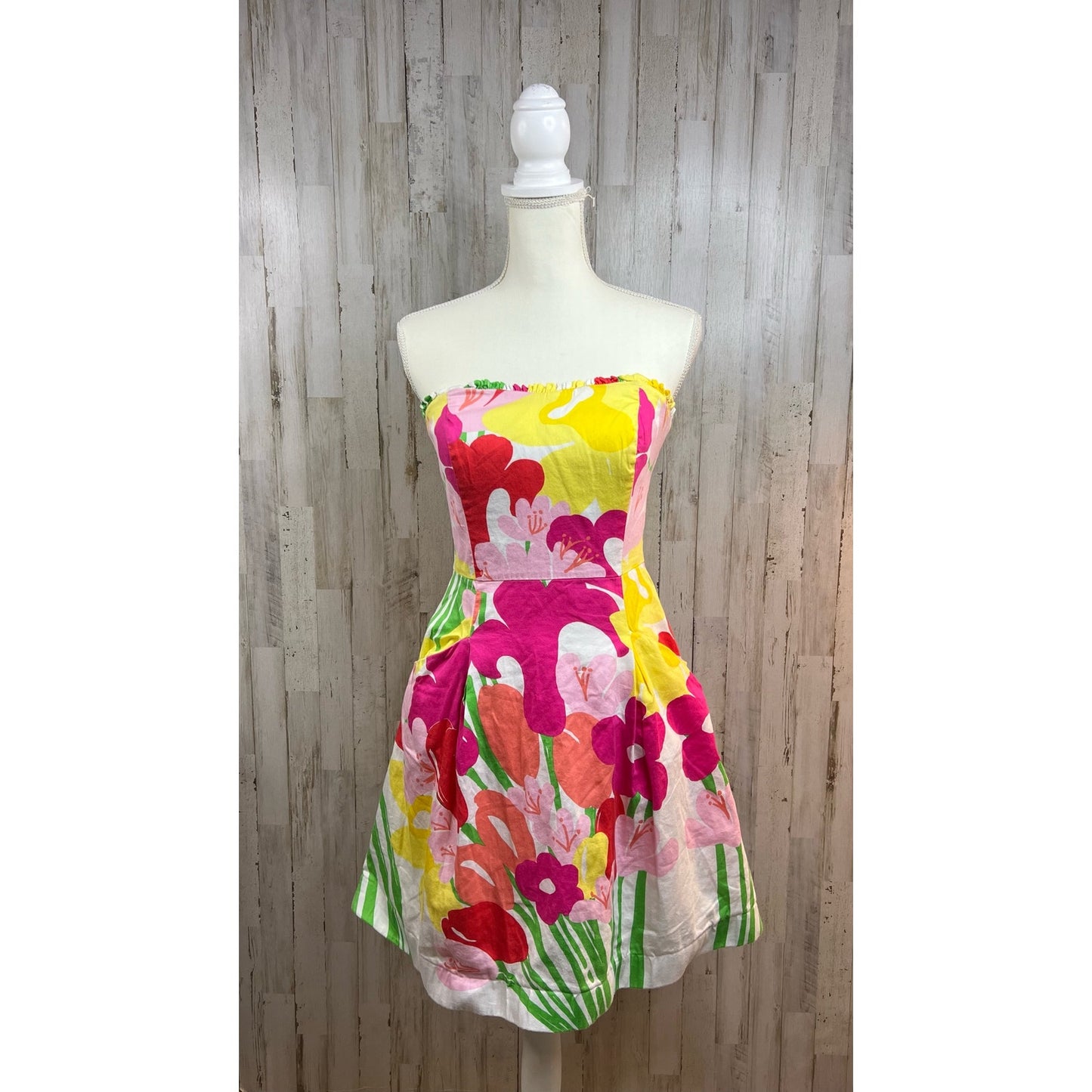 Lilly Pulitzer Women's Size 4 Pink Floral Strapless Fit & Flare Dress w/ Pockets