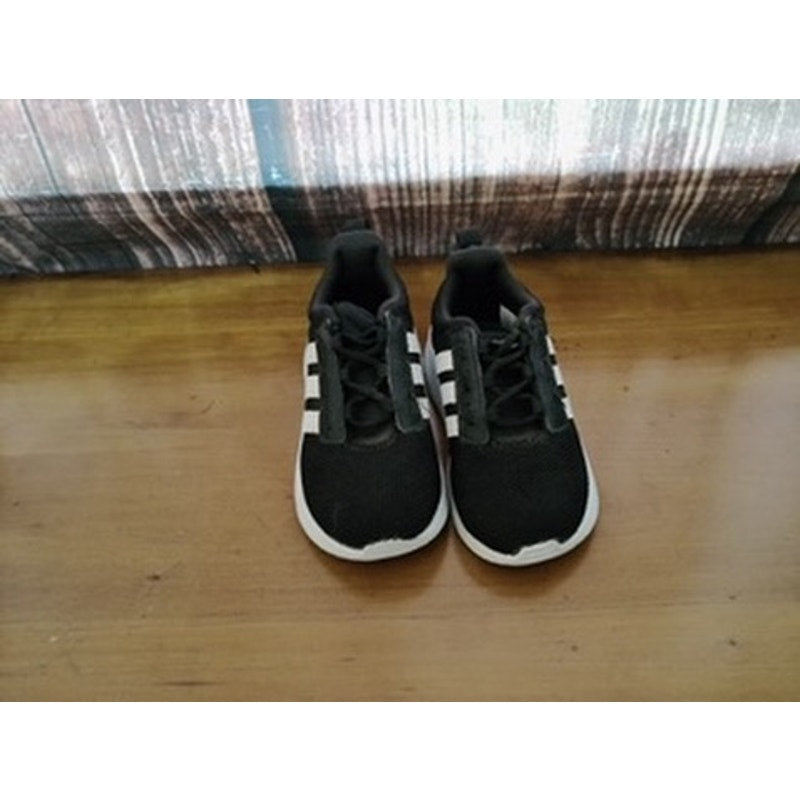 adidas Racer TR21 Cloudfoam Black White Blue Heel Kids size 9