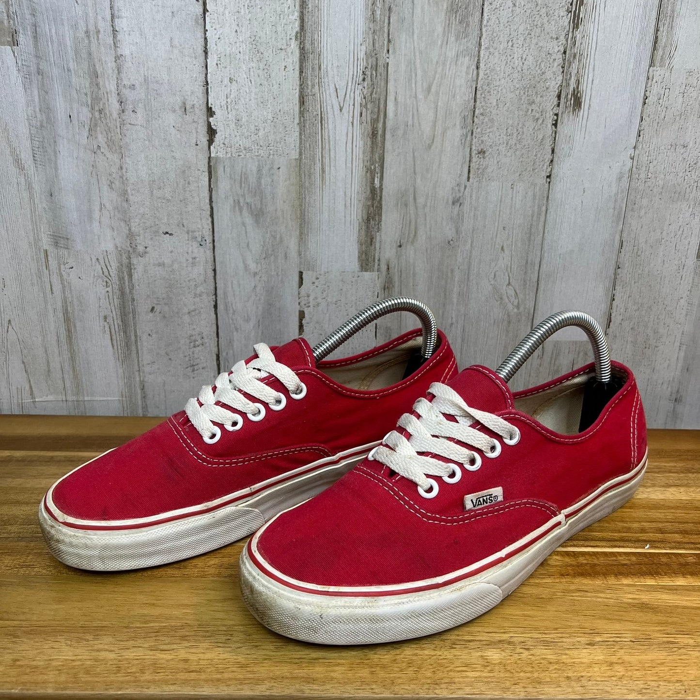 Vans Red Canvas Low Top Lace Up Skate Shoes Sneakers Men's 7.5 / Women's 9