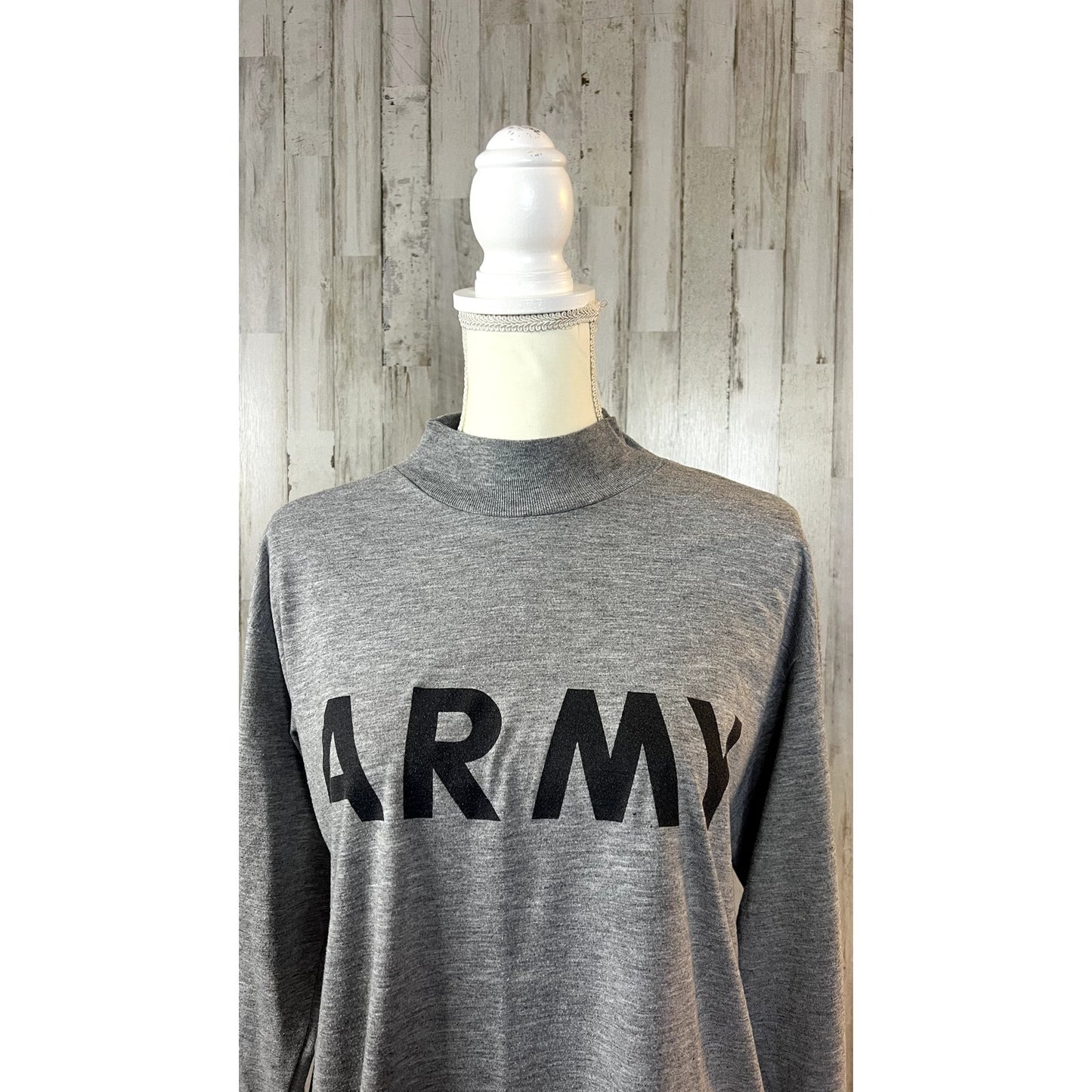 Vintage Army Long Sleeve Turtleneck Pullover T-Shirt Men’s Medium Gray Military